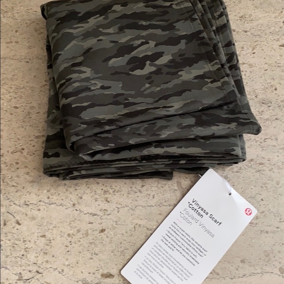 LAST ONE: Lululemon Camo Vinyasa Scarf - Picture 11 of 11